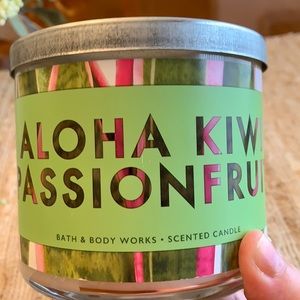 Aloha Kiwi Passionfruit Bath and Body Works candle